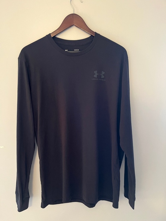 Under Armour Other - Under Armour Black Long Sleeve Tech Tee - Men's Athletic Top
